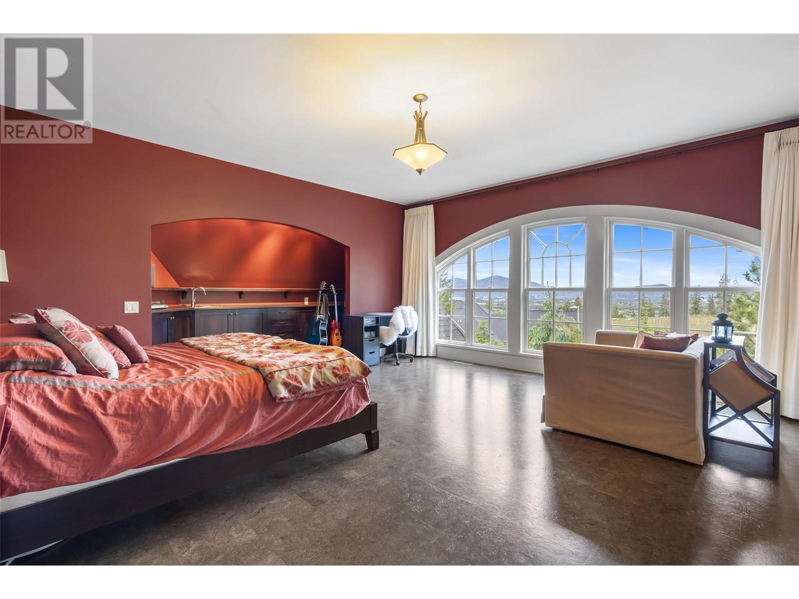 965 Westpoint Drive, Kelowna