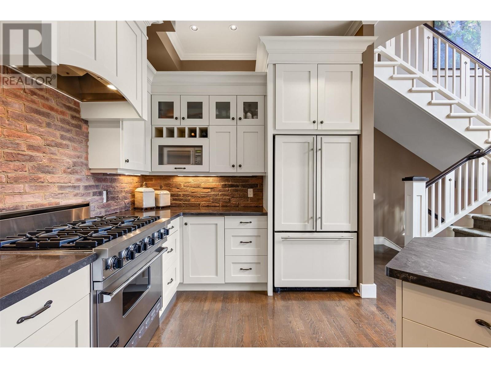 965 Westpoint Drive, Kelowna