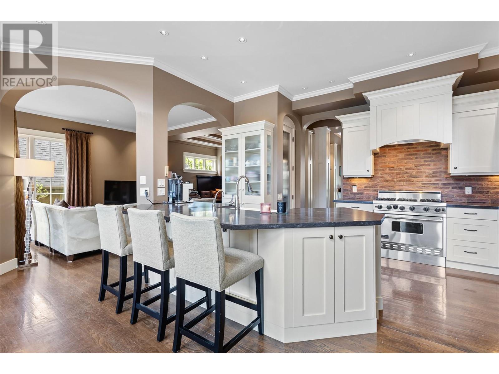 965 Westpoint Drive, Kelowna
