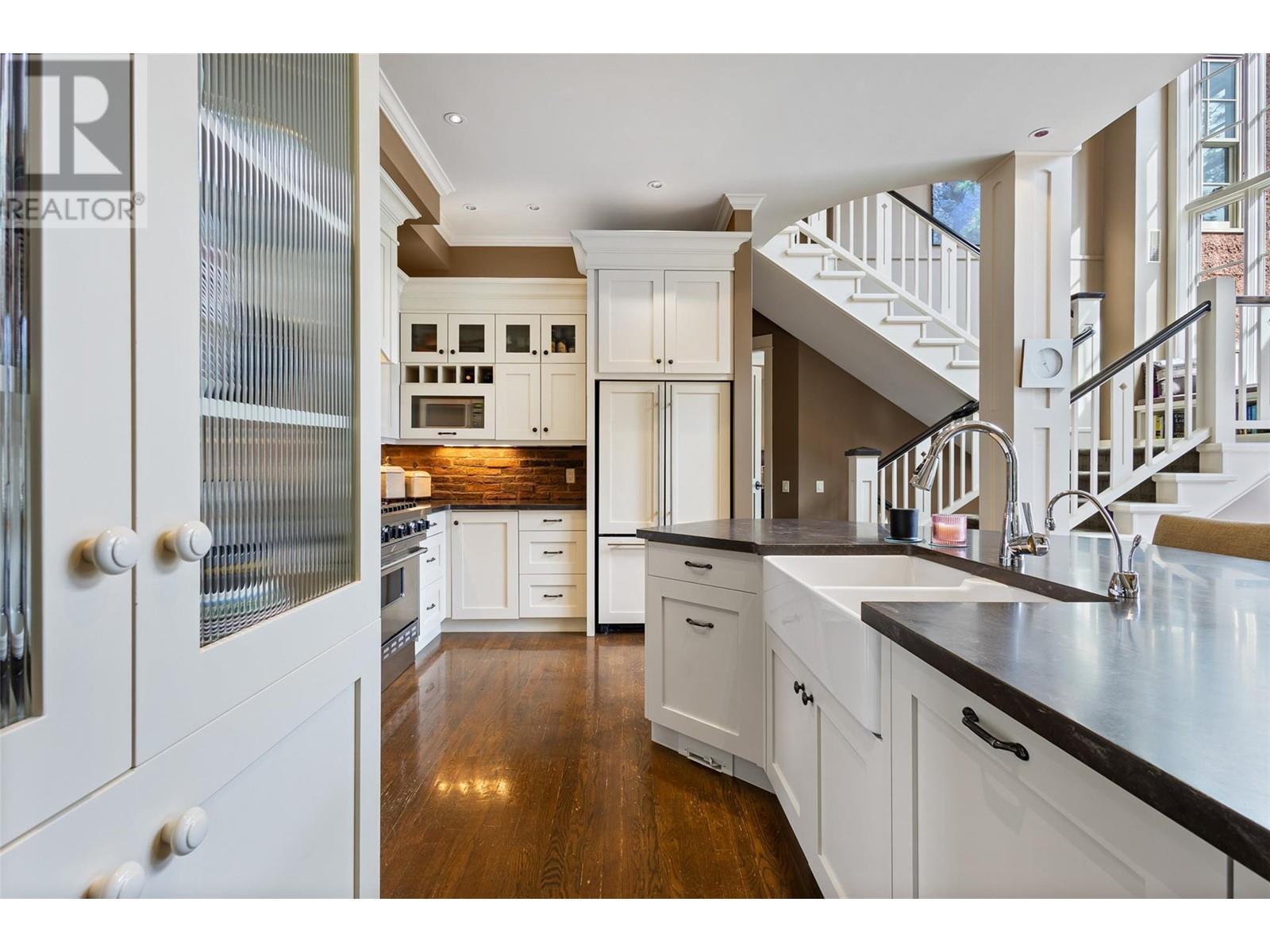 965 Westpoint Drive, Kelowna