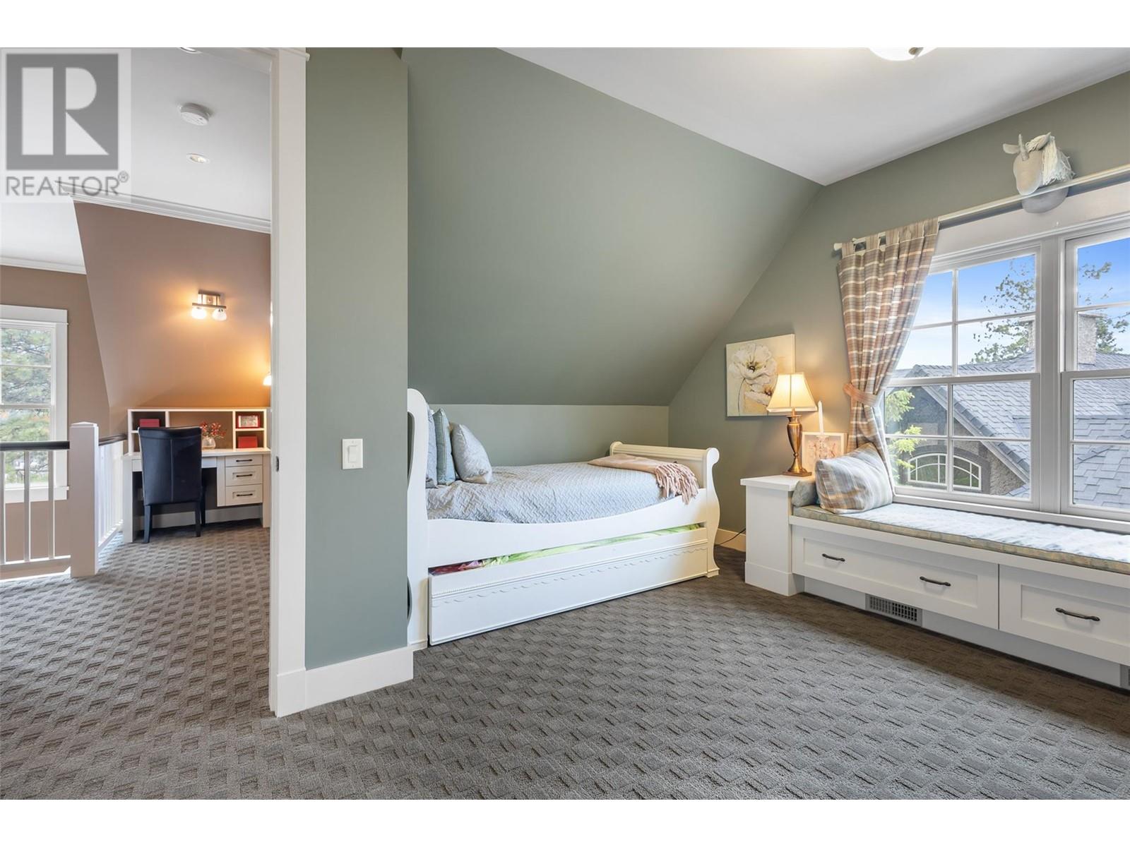965 Westpoint Drive, Kelowna