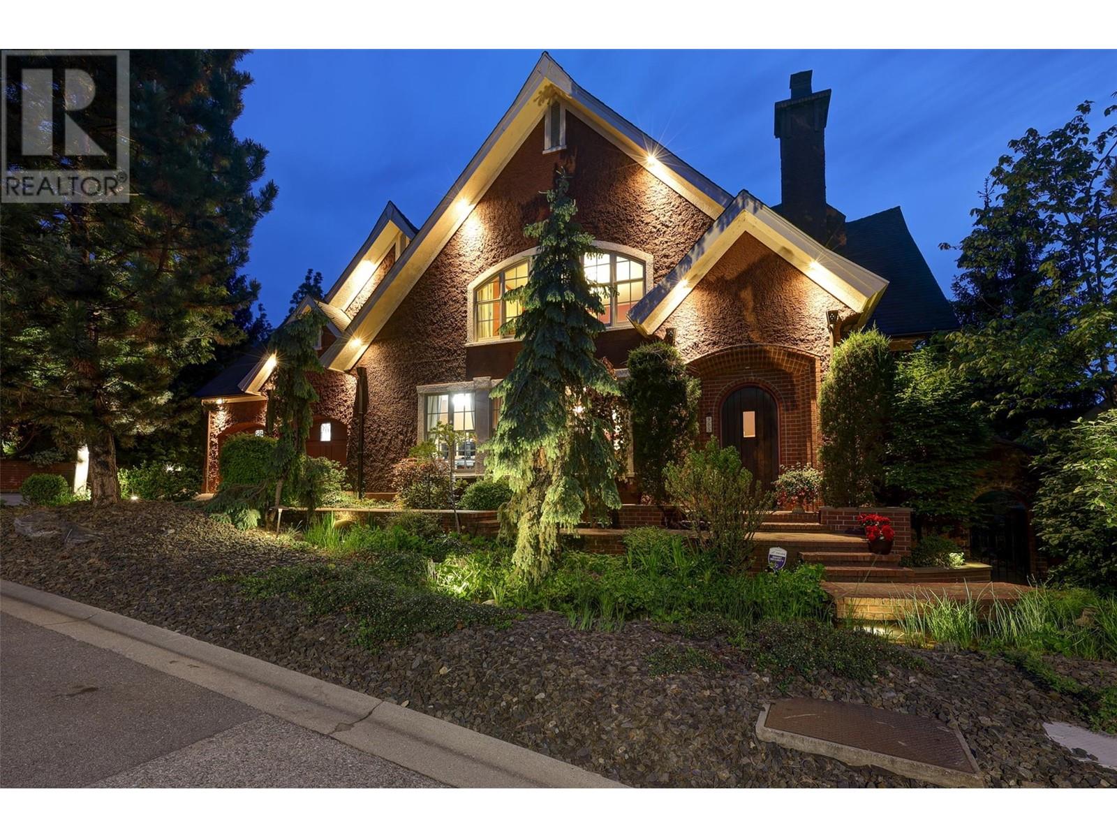 965 Westpoint Drive, Kelowna