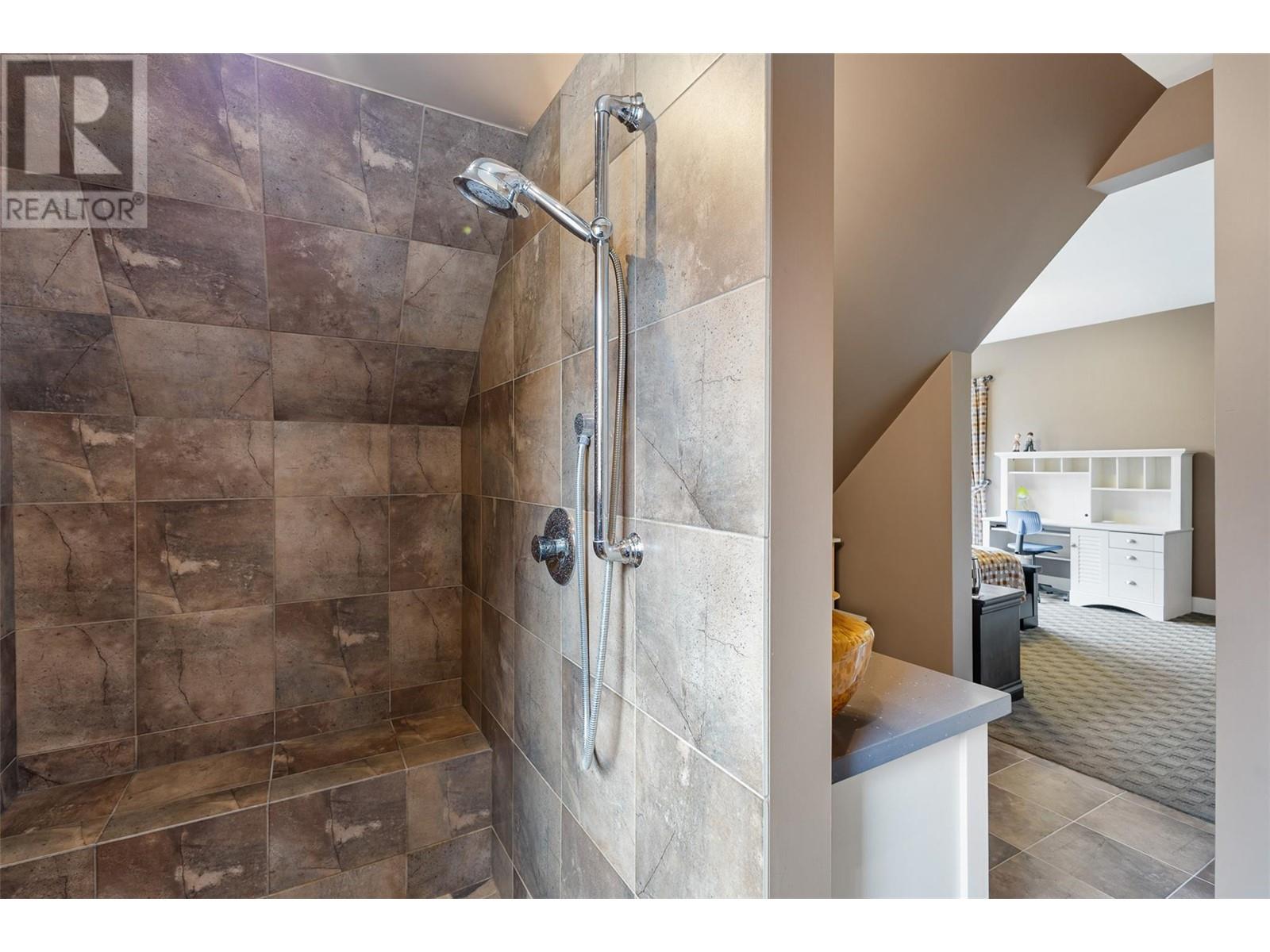 965 Westpoint Drive, Kelowna