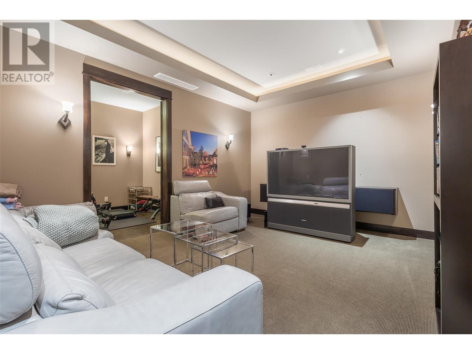 965 Westpoint Drive, Kelowna