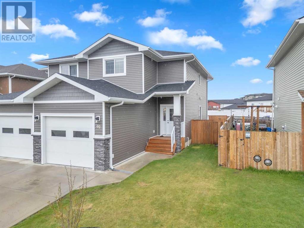 90 Ranchers Close, Lacombe