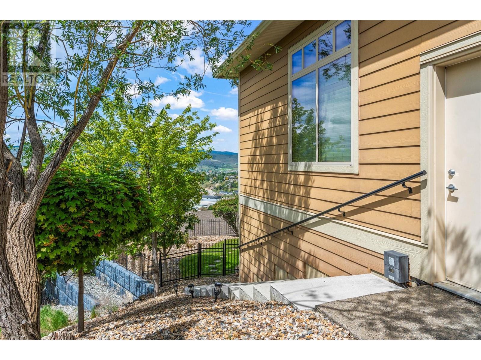 10 1117 Mt Fosthall Drive, Vernon