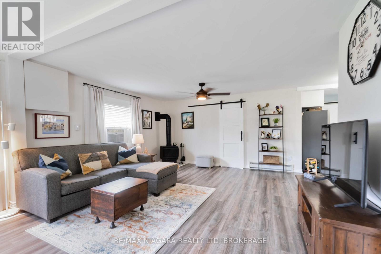 Photo 12 of 11110 Desiree Street, Wainfleet ON