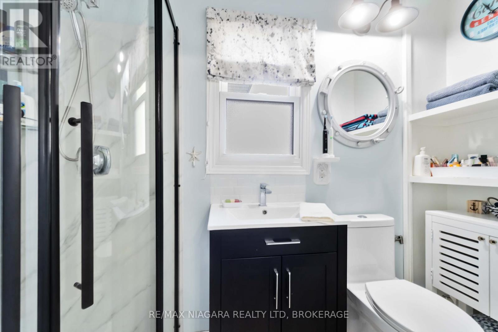 Photo 20 of 11110 Desiree Street, Wainfleet ON