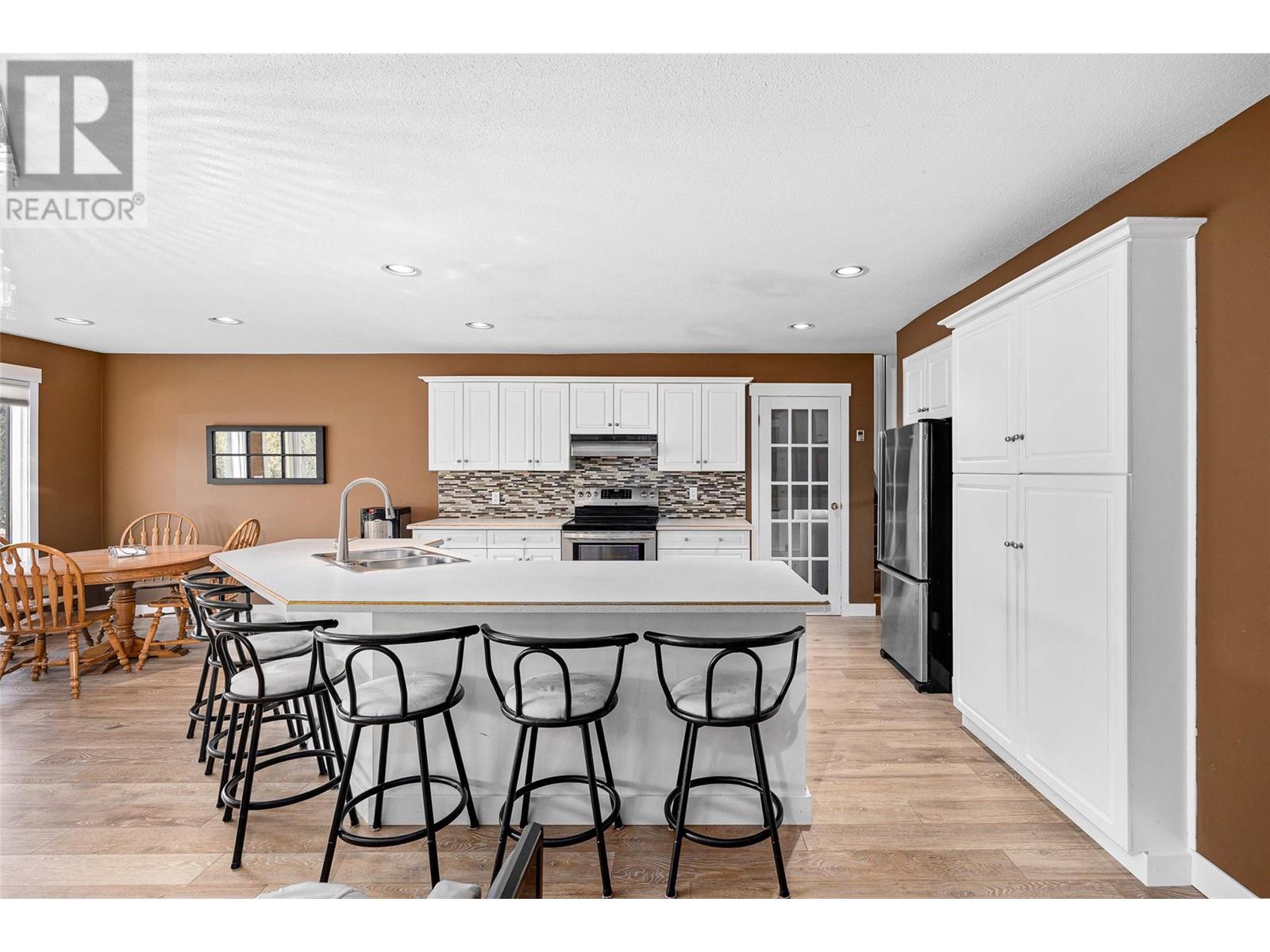  4553 McClure Road, Kelowna
