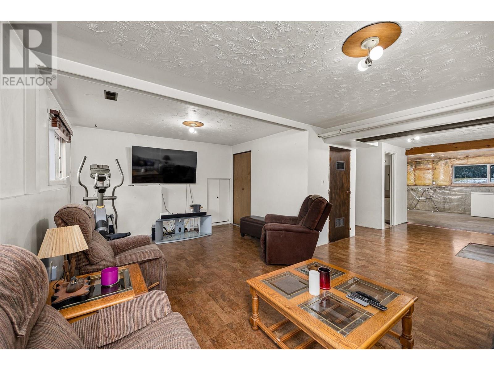  4553 McClure Road, Kelowna