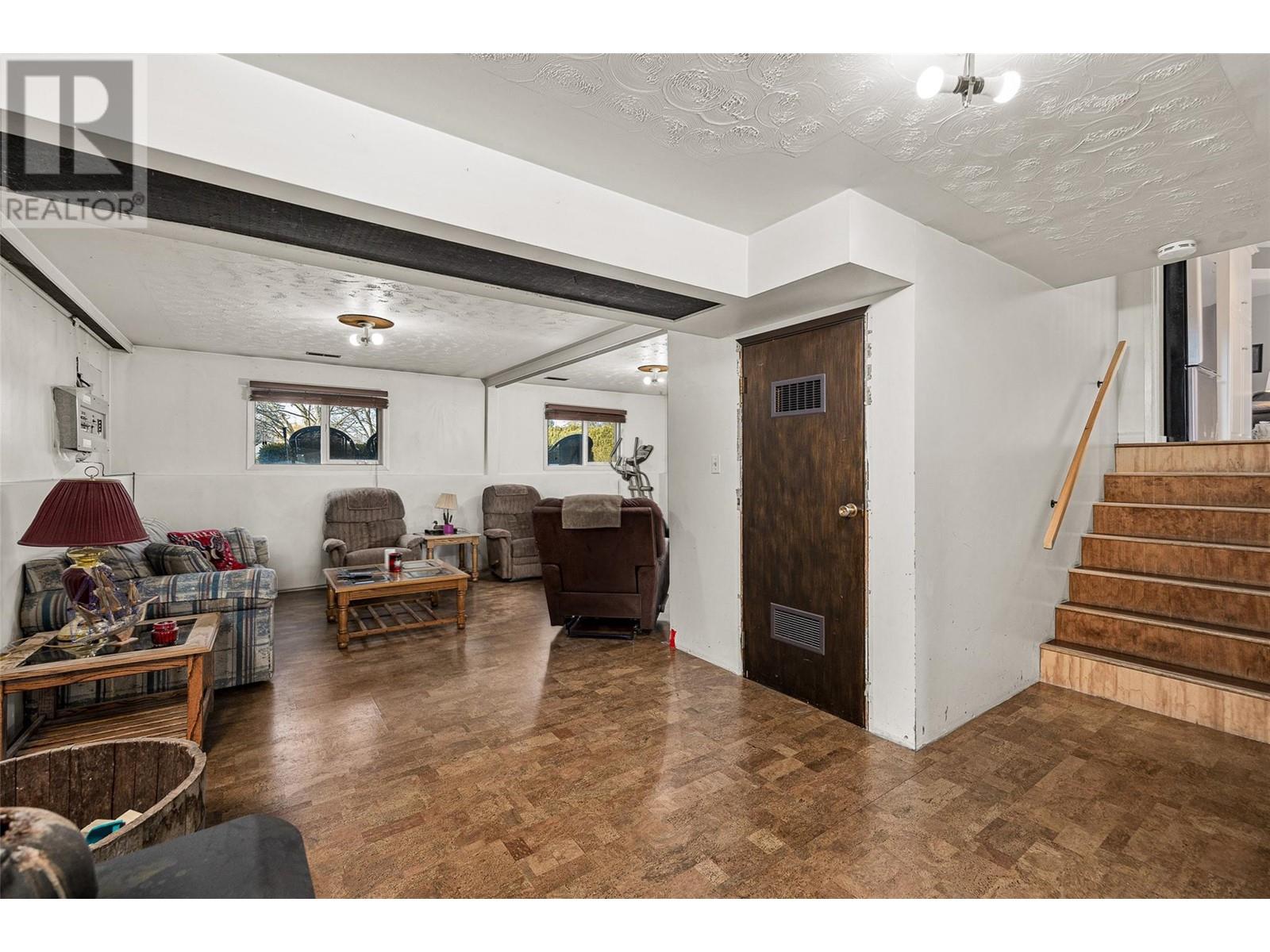  4553 McClure Road, Kelowna