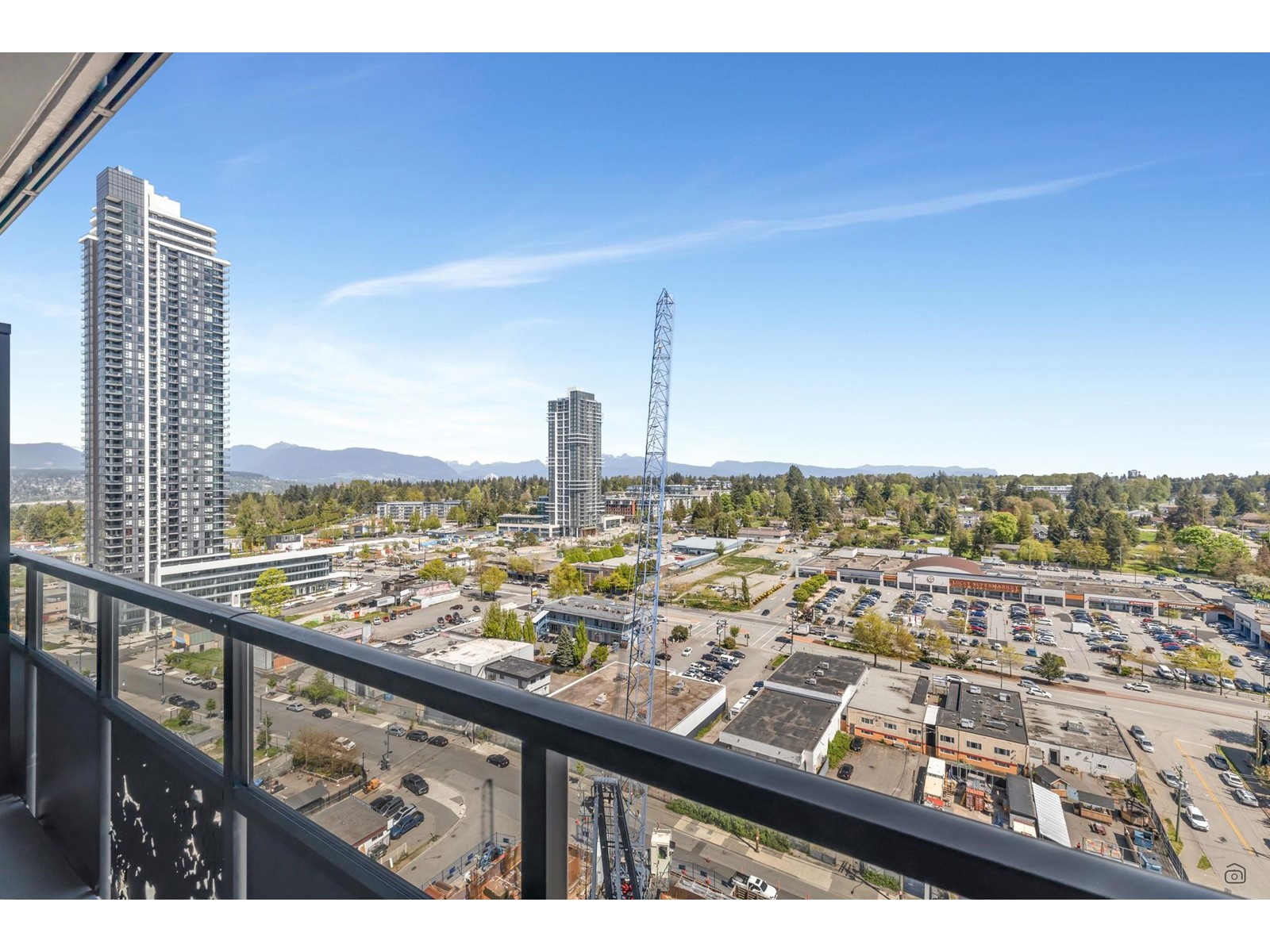 Photo 15 of 1801 10626 City Parkway, Surrey BC