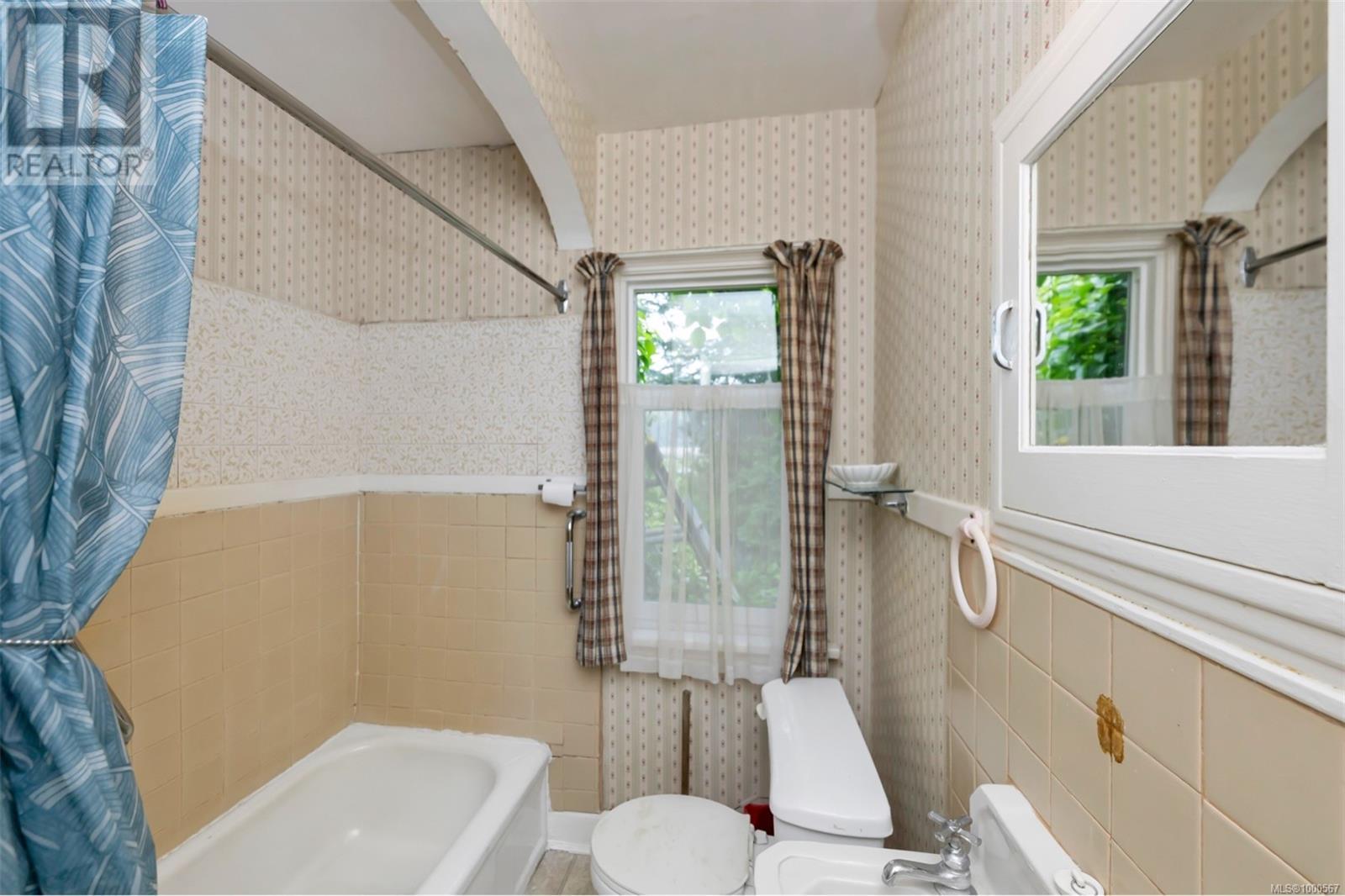 2130 Cowichan Bay Rd, Cowichan Bay