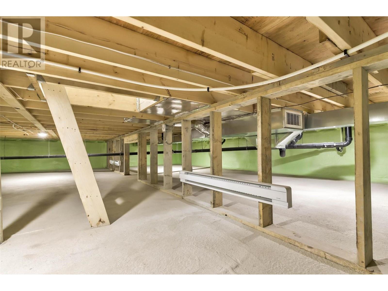  8318 Prairie Valley Road, Summerland