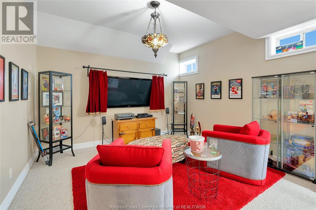 Photo 17 of 233 Crystal Bay Drive, Amherstburg ON