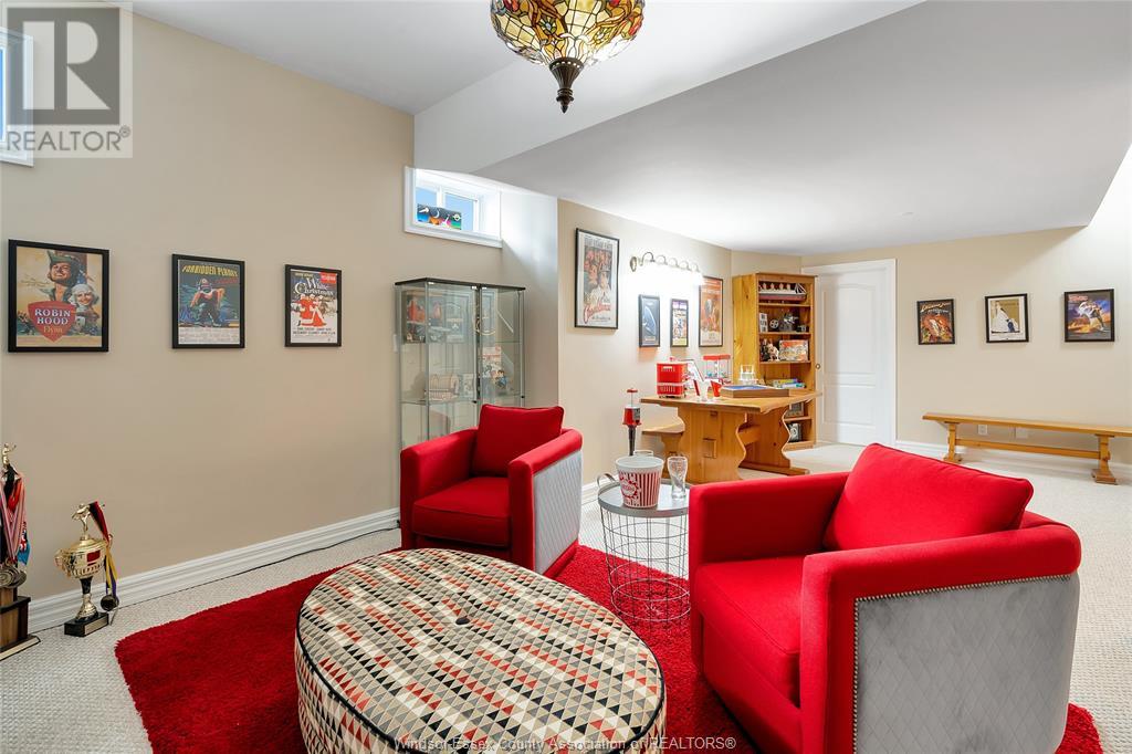 Photo 16 of 233 Crystal Bay Drive, Amherstburg ON