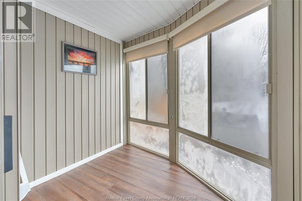 Photo 37 of 233 Crystal Bay Drive, Amherstburg ON