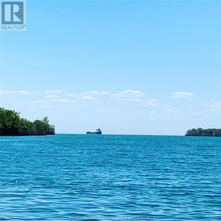 Photo 4 of 233 Crystal Bay Drive, Amherstburg ON