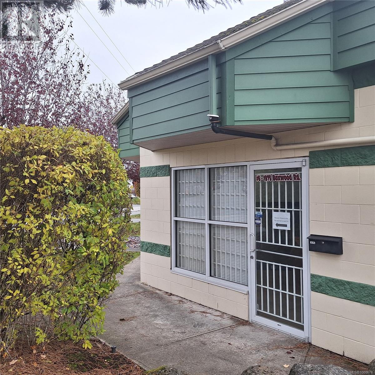 Photo 2 of 6 1975 Boxwood Rd, Nanaimo BC
