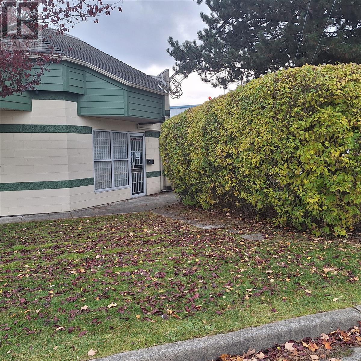 Photo 4 of 6 1975 Boxwood Rd, Nanaimo BC