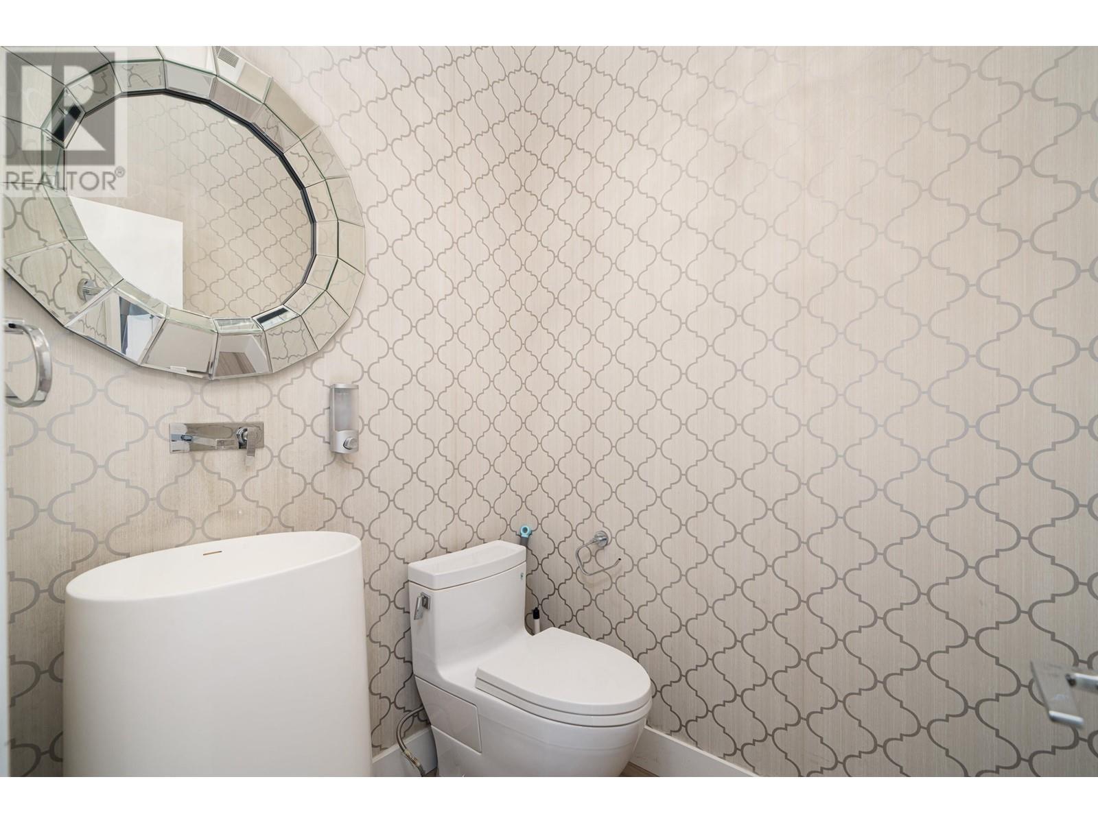 6650 NAPIER STREET, Burnaby real estate listing R3005416