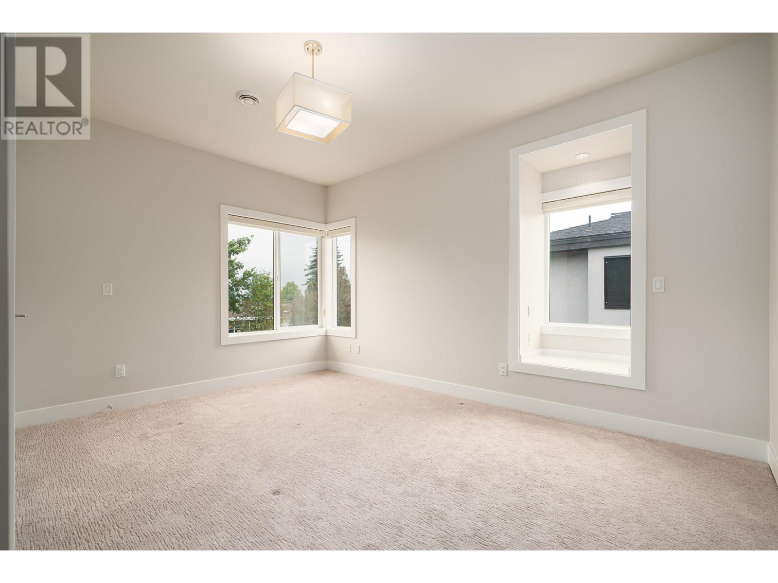 6650 NAPIER STREET, Burnaby real estate listing R3005416