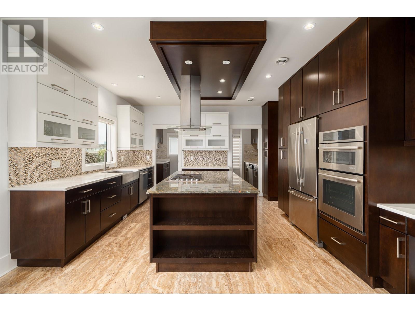 6650 NAPIER STREET, Burnaby real estate listing R3005416