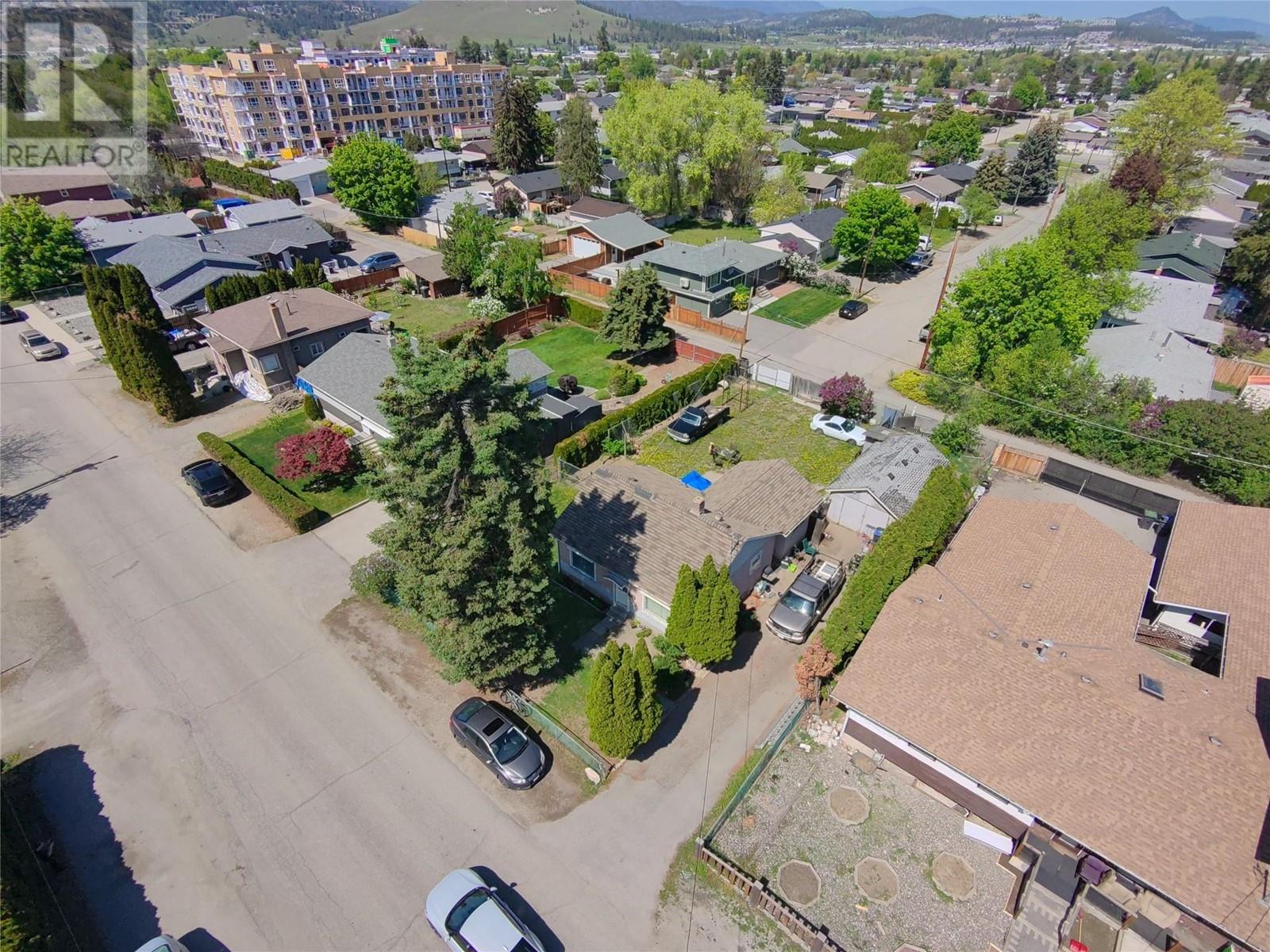 Photo 5 of 200 Ponto Road, Kelowna BC