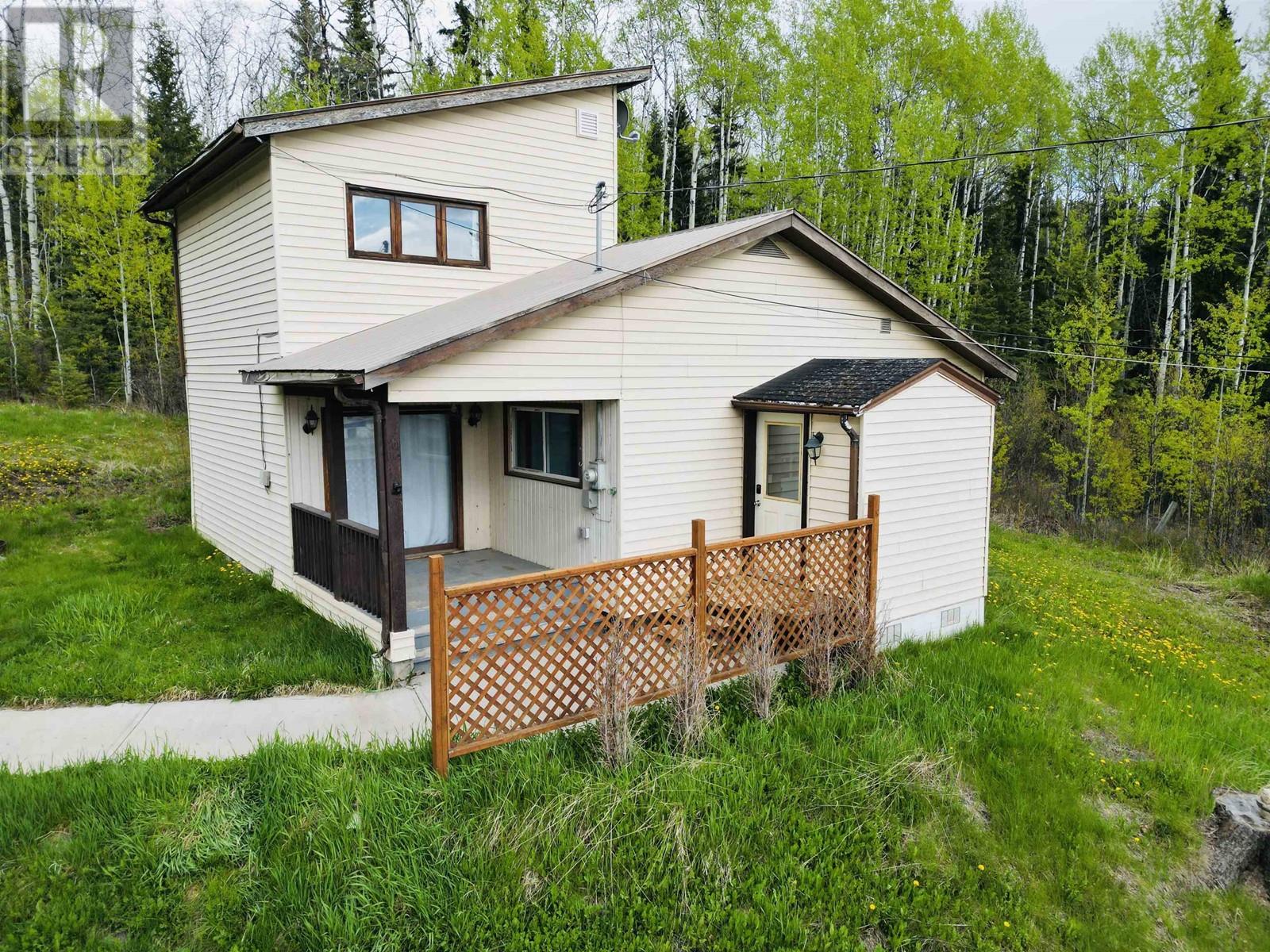 914 TORIKKA DRIVE, Burns Lake