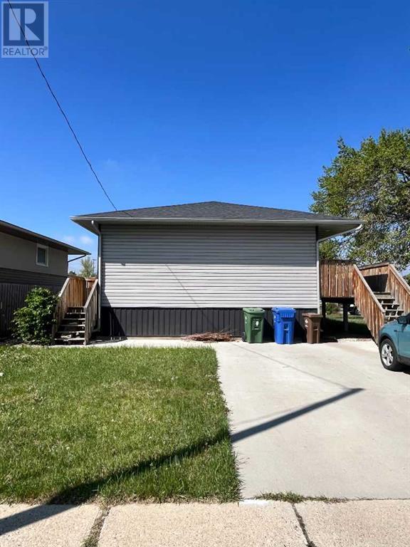 Photo 3 of 5124 42 Avenue, Taber AB