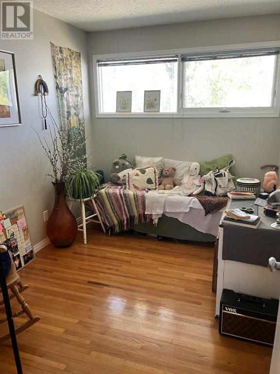 Photo 9 of 5124 42 Avenue, Taber AB
