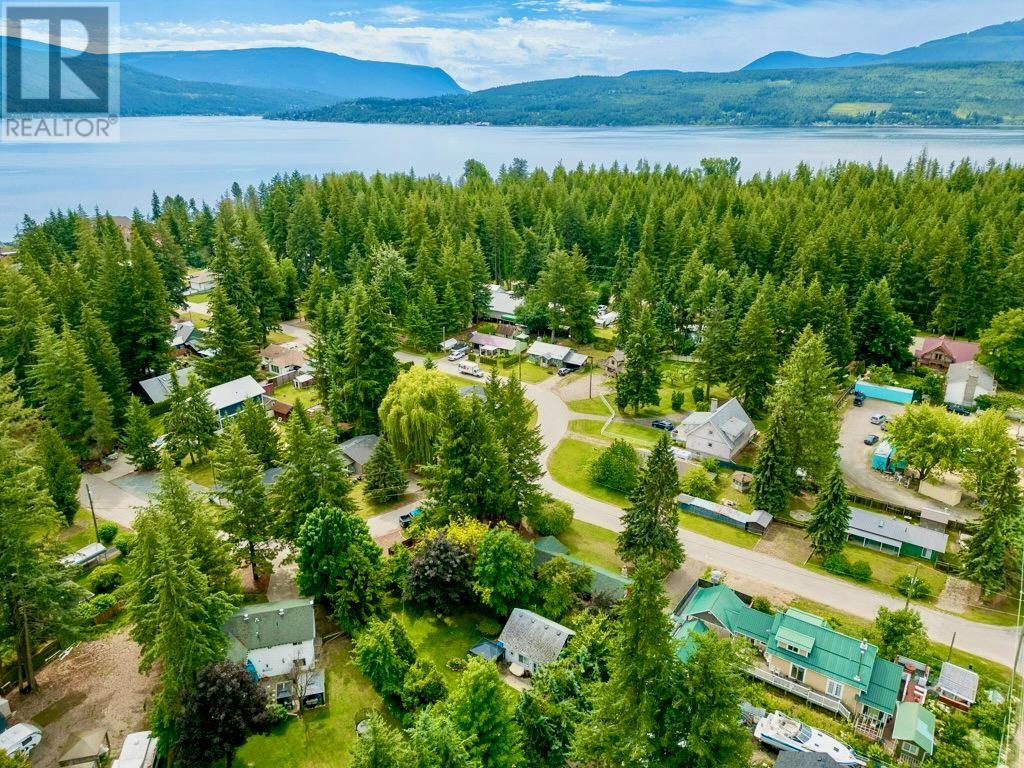  4179 Ashe Crescent, Scotch Creek