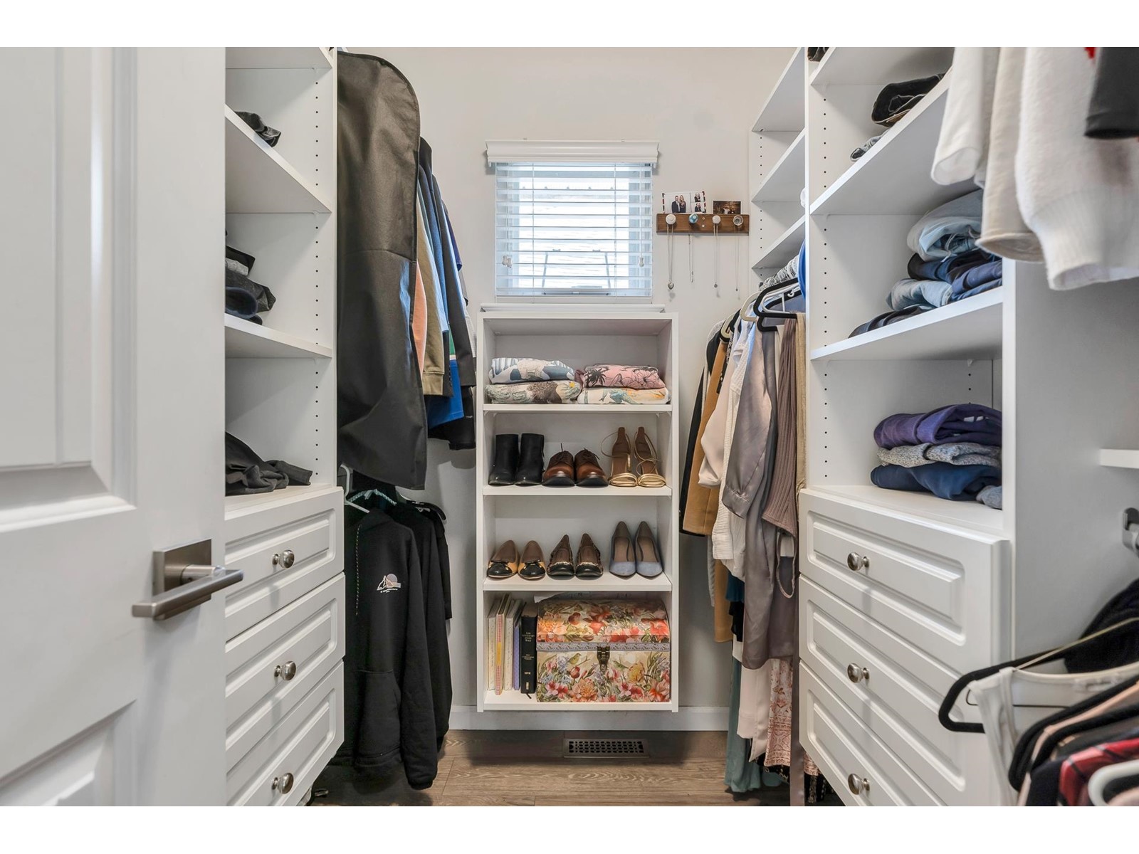 Photo 15 of 9434 216 A Street, Langley BC