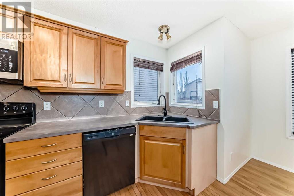 Single Family House for Sale in  Coventry Hills Drive NE Coventry Hills Calgary 