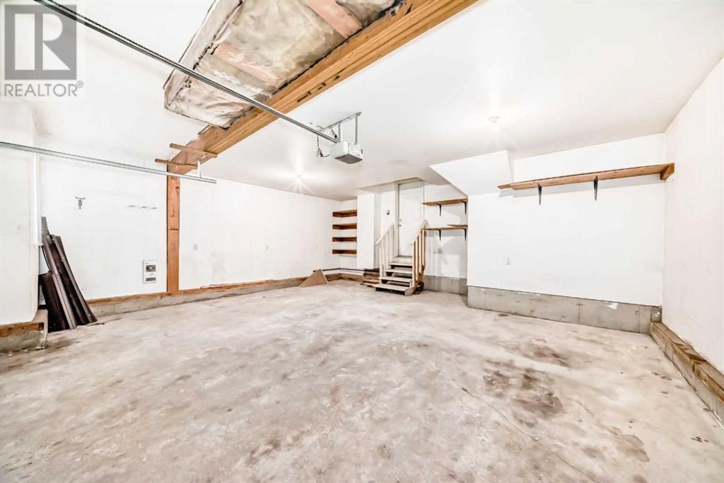 Single Family House for Sale in  Coventry Hills Drive NE Coventry Hills Calgary 