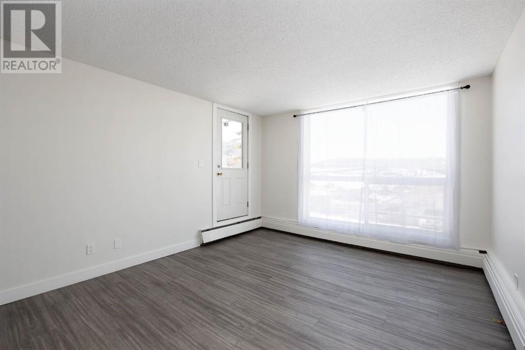208, 14921 Macdonald Drive, Fort McMurray, Alberta
