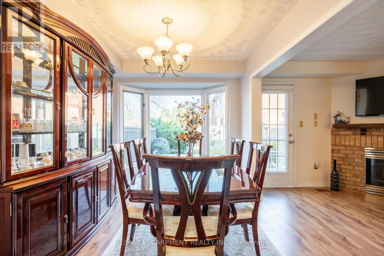 Photo 17 of 85 Royalvista Drive, Hamilton ON