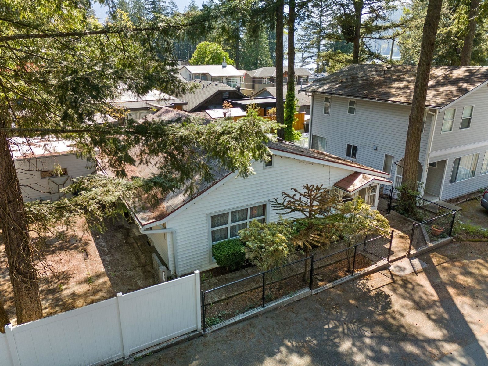 Photo 4 of 363 Pine Street Cultus Lake North, Cultus Lake BC