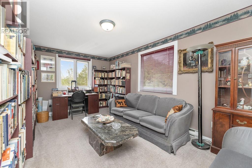 4906 SINCLAIR BAY ROAD, Garden Bay