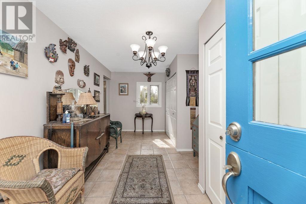 4906 SINCLAIR BAY ROAD, Garden Bay