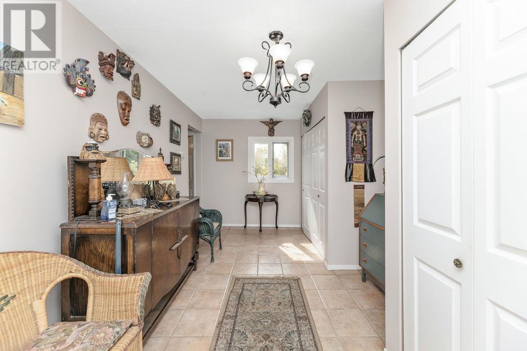 4906 SINCLAIR BAY ROAD, Garden Bay