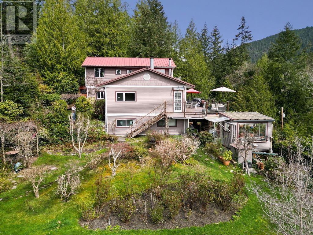 4906 SINCLAIR BAY ROAD, Garden Bay