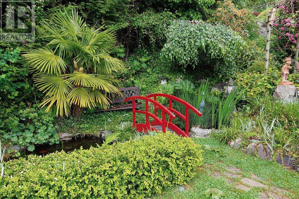 4906 SINCLAIR BAY ROAD, Garden Bay