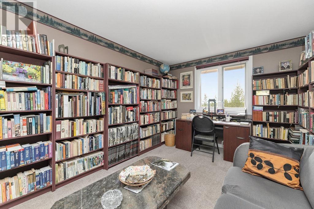 4906 SINCLAIR BAY ROAD, Garden Bay
