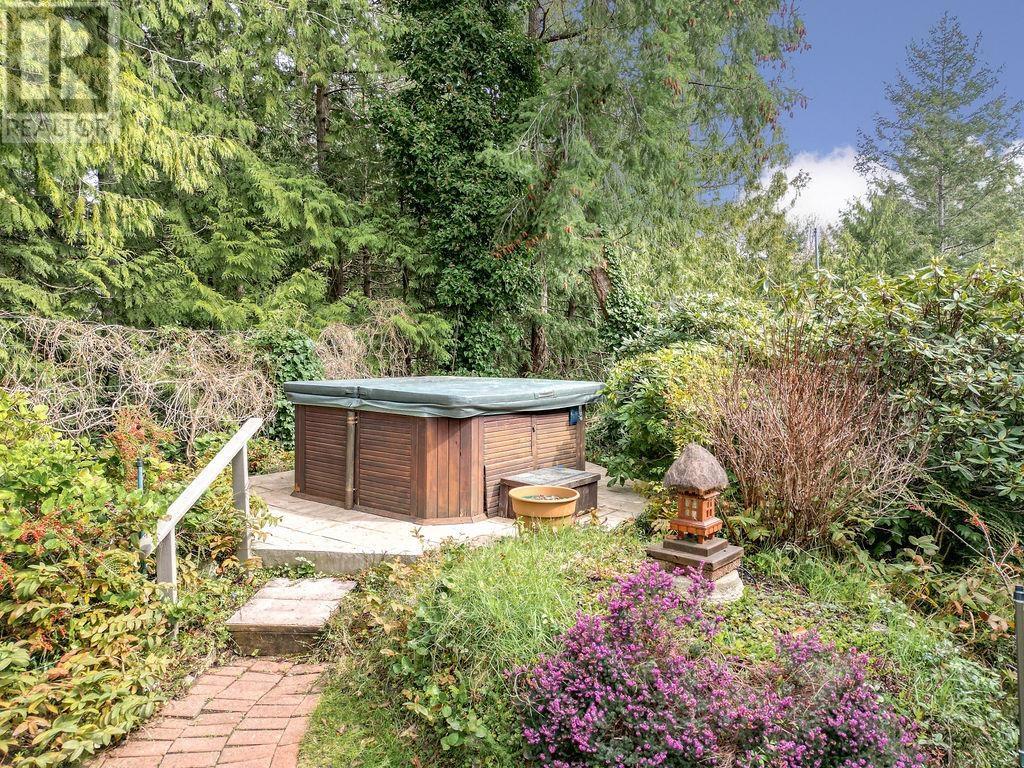 4906 SINCLAIR BAY ROAD, Garden Bay