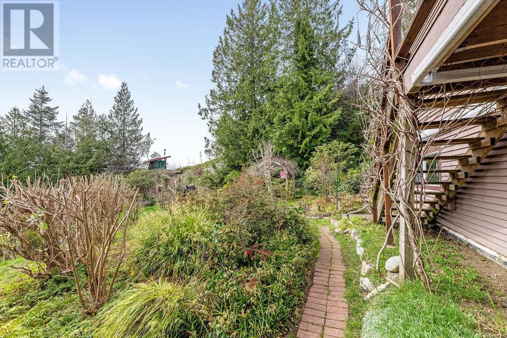 4906 SINCLAIR BAY ROAD, Garden Bay