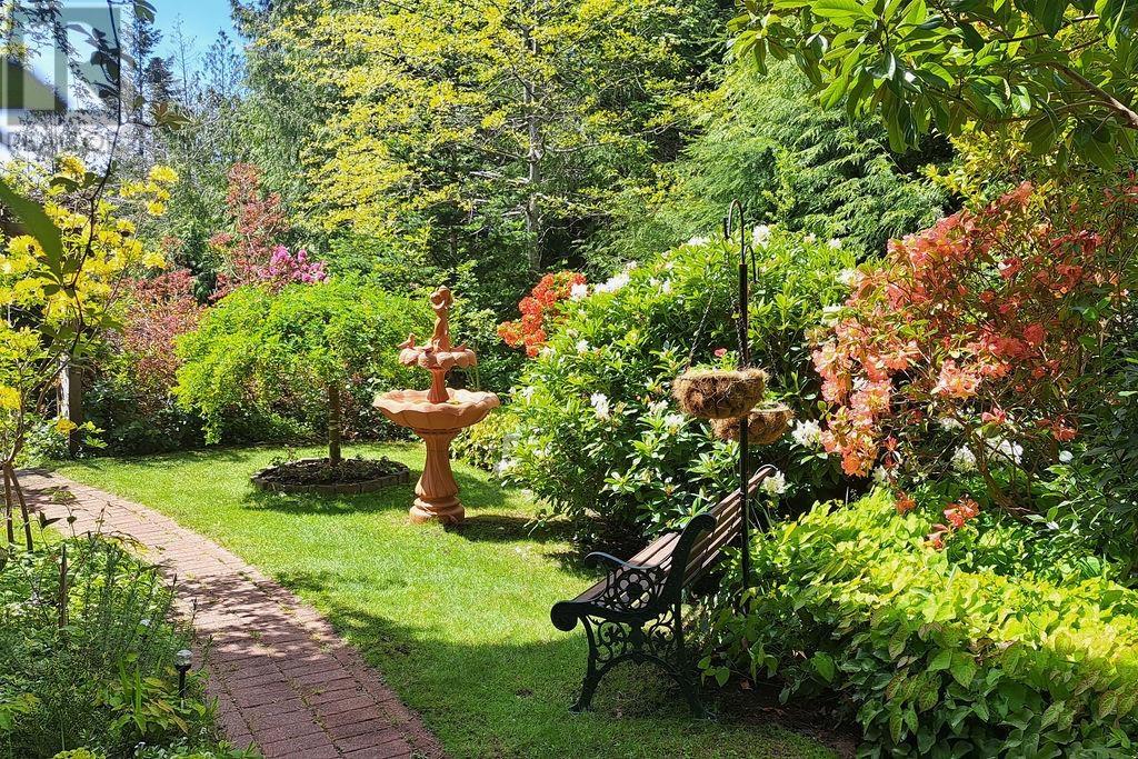 4906 SINCLAIR BAY ROAD, Garden Bay