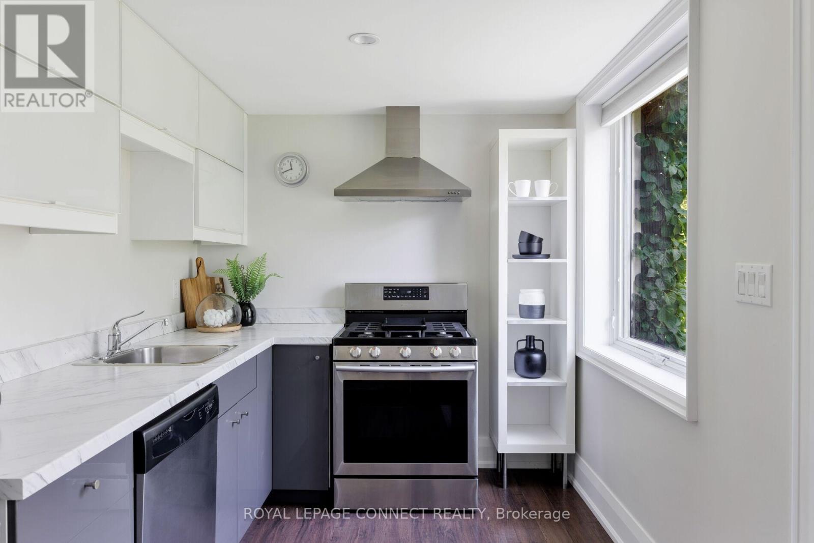 49 EVELYN AVENUE