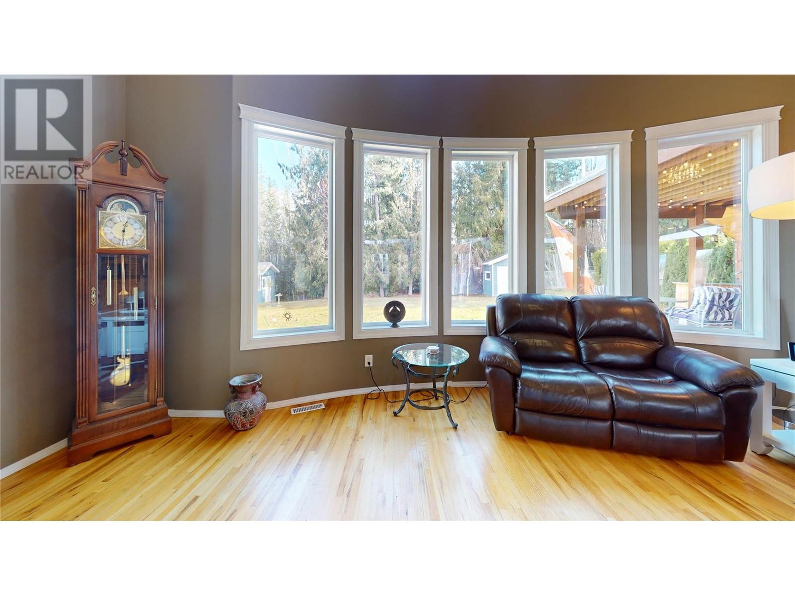 2874 Hilltop Road, Blind Bay