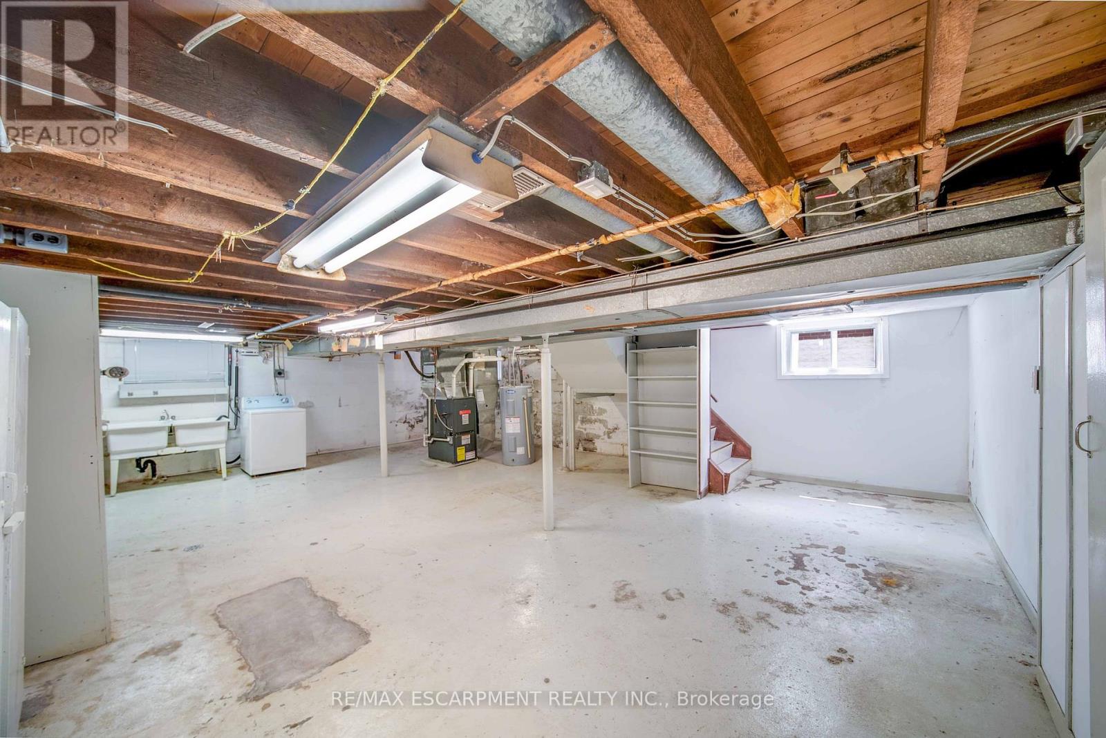 Photo 20 of 101 Houghton Avenue S, Hamilton ON
